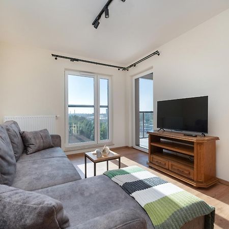 Wroclaw 1-Bedroom Apartment With Parking & Balcony By Noclegi Renters المظهر الخارجي الصورة